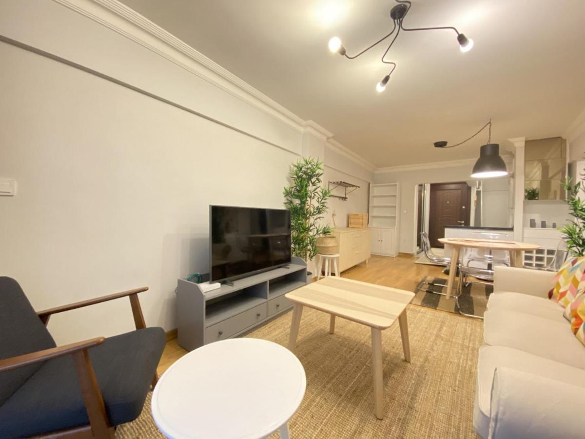 Charming And Central Flat With Balcony In Beyoglu Apartment Истанбул Екстериор снимка